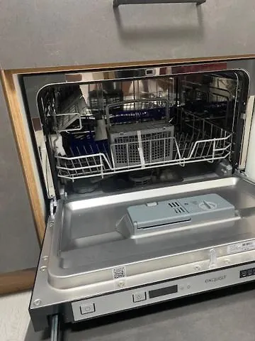 アパート Sandra's House