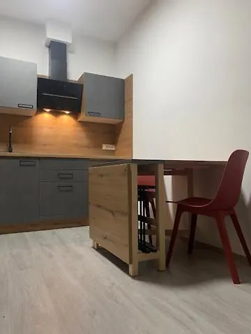 アパート Sandra's House *