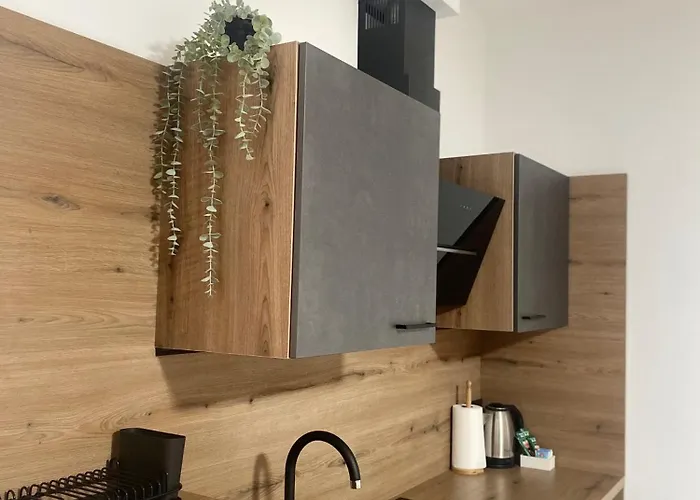 アパート Sandra's House