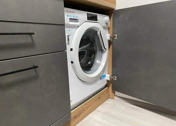 Sandra's House イゾラ